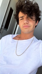 Aaron Carpenter : aaron-carpenter-1500107041.jpg