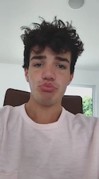 Aaron Carpenter : aaron-carpenter-1507757401.jpg