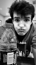 Aaron Carpenter : aaron-carpenter-1541703601.jpg