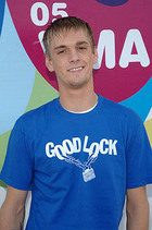 Aaron Carter : TI4U_u1143488561.jpg