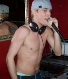 Aaron Carter : aaron-carter-1340723886.jpg