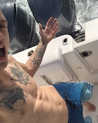 Aaron Carter : aaron-carter-1449351001.jpg