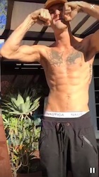 Aaron Carter : aaron-carter-1455127102.jpg