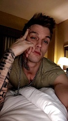 Aaron Carter : aaron-carter-1458495633.jpg