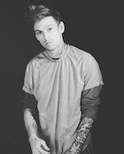 Aaron Carter : aaron-carter-1462317339.jpg