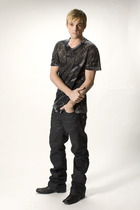 Aaron Carter : aaron_carter_1270929198.jpg