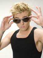 Aaron Carter : aaron_carter_1290288917.jpg