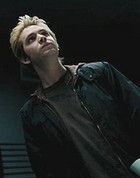 Aaron Stanford : TI4U_u1144240963.jpg