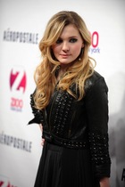 Abigail Breslin : abigail-breslin-1323714999.jpg