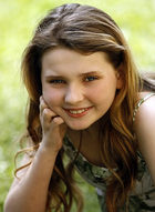 Abigail Breslin : abigail_breslin_1301007140.jpg