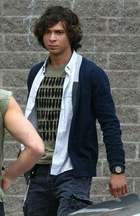 Adam G. Sevani : adam-g-sevani-1393070329.jpg