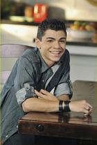 Adam Irigoyen : adam-irigoyen-1345143893.jpg