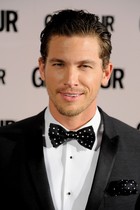 Adam Senn : adam-senn-1337646620.jpg