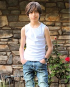 Aidan Gallagher : aidan-gallagher-1459190444.jpg