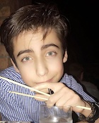 Aidan Gallagher : aidan-gallagher-1491092256.jpg