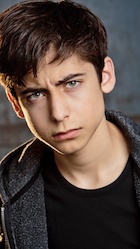 Aidan Gallagher : aidan-gallagher-1504465562.jpg