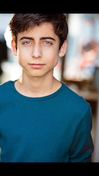 Aidan Gallagher : aidan-gallagher-1504474921.jpg