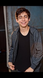 Aidan Gallagher : aidan-gallagher-1505937601.jpg