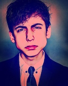 Aidan Gallagher : aidan-gallagher-1508905887.jpg