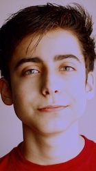 Aidan Gallagher : aidan-gallagher-1520268120.jpg