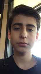 Aidan Gallagher : aidan-gallagher-1538252656.jpg