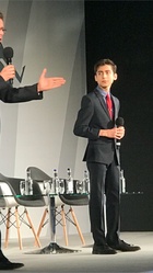 Aidan Gallagher : aidan-gallagher-1539383578.jpg