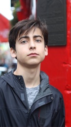 Aidan Gallagher : aidan-gallagher-1539727839.jpg