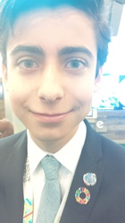 Aidan Gallagher : aidan-gallagher-1544472061.jpg