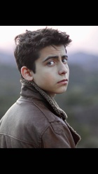 Aidan Gallagher : aidan-gallagher-1545173926.jpg