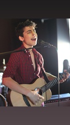 Aidan Gallagher : aidan-gallagher-1545264506.jpg