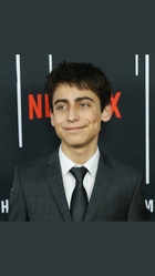 Aidan Gallagher : aidan-gallagher-1550084198.jpg