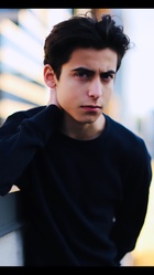 Aidan Gallagher : aidan-gallagher-1573426772.jpg