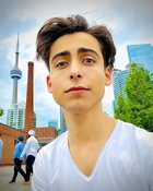 Aidan Gallagher : aidan-gallagher-1624815185.jpg