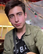 Aidan Gallagher : aidan-gallagher-1634431398.jpg