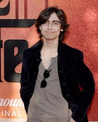 Aidan Gallagher : aidan-gallagher-1650731117.jpg