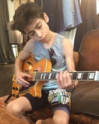 Aidan Gallagher : aidan-gallagher-1658018271.jpg