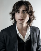 Aidan Gallagher : aidan-gallagher-1671639108.jpg