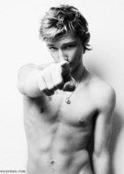 Alex Pettyfer : alex_pettyfer_1176312757.jpg