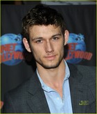 Alex Pettyfer : alex_pettyfer_1297292555.jpg