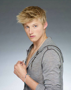 Alexander Ludwig : alexanderludwig_1253469272.jpg