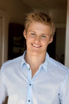 Alexander Ludwig : alexanderludwig_1297419403.jpg