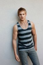 Alexander Ludwig : alexanderludwig_1301150305.jpg