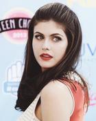 Alexandra Daddario : alexandra-daddario-1376420376.jpg