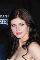 Alexandra Daddario : alexandra-daddario-1376533574.jpg