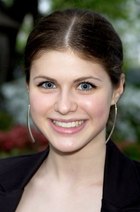 Alexandra Daddario : alexandra-daddario-1378311407.jpg