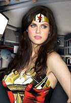 Alexandra Daddario : alexandra-daddario-1378658630.jpg