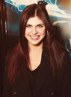 Alexandra Daddario : alexandra-daddario-1382572483.jpg