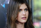 Alexandra Daddario : alexandra-daddario-1383155198.jpg