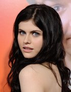 Alexandra Daddario : alexandra-daddario-1383504164.jpg