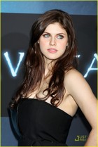 Alexandra Daddario : alexandra-daddario-1383590326.jpg